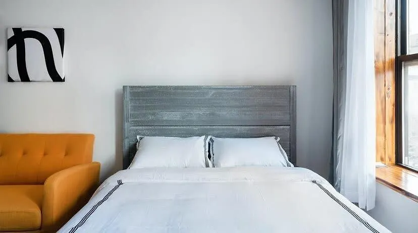 1597-11 Prime Ues Studio New York 0*,  United States